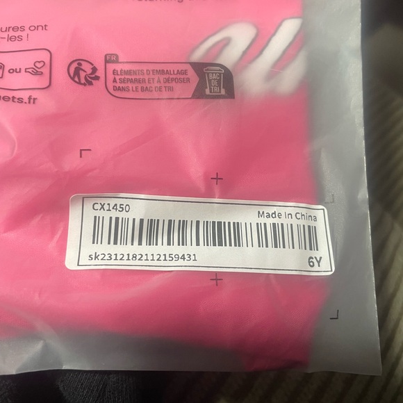 BNIB GIRLS Button Down short sleeve  shirt 6 Y - Picture 11 of 12